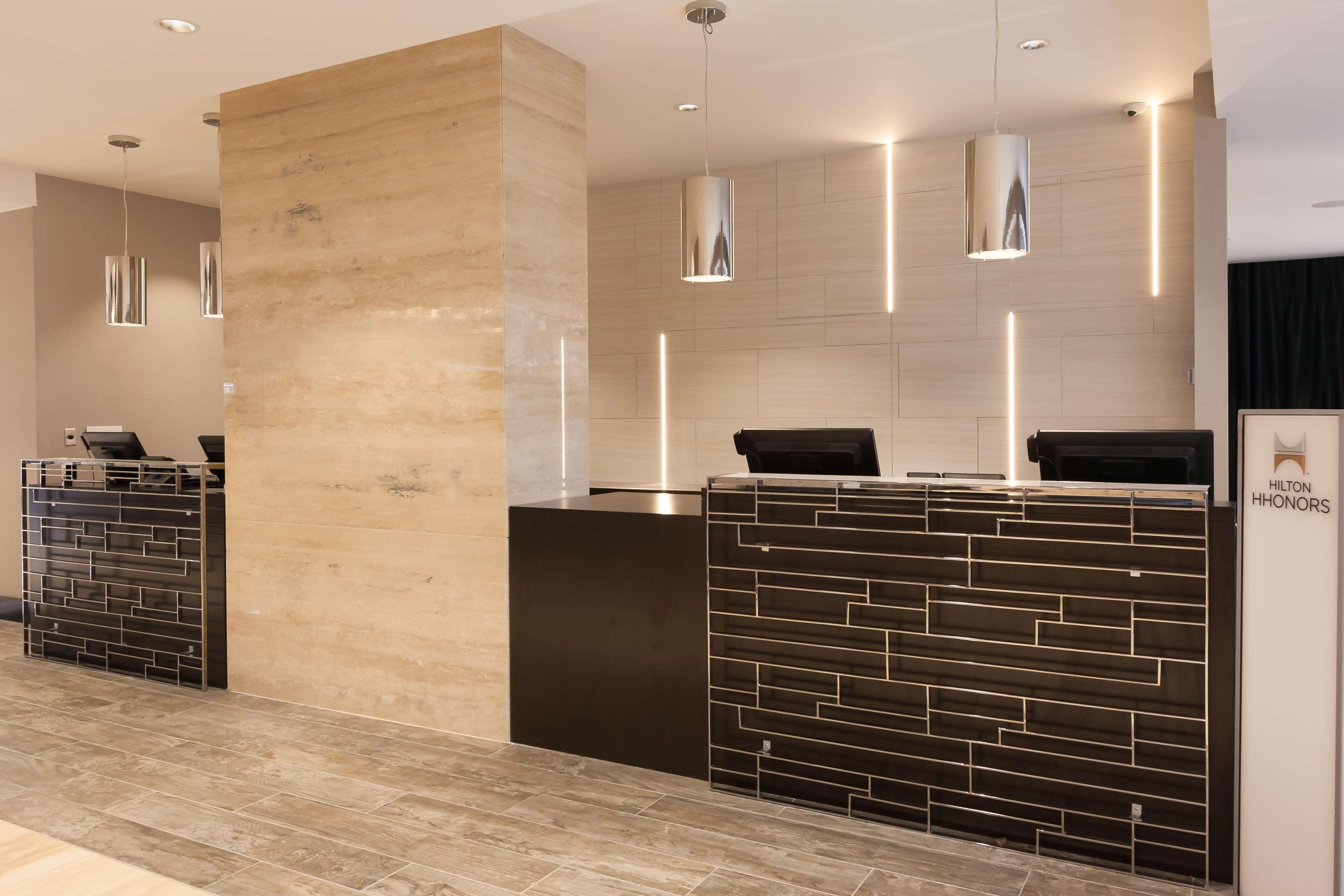 Doubletree By Hilton Hotel & Suites Houston By The Galleria Екстер'єр фото