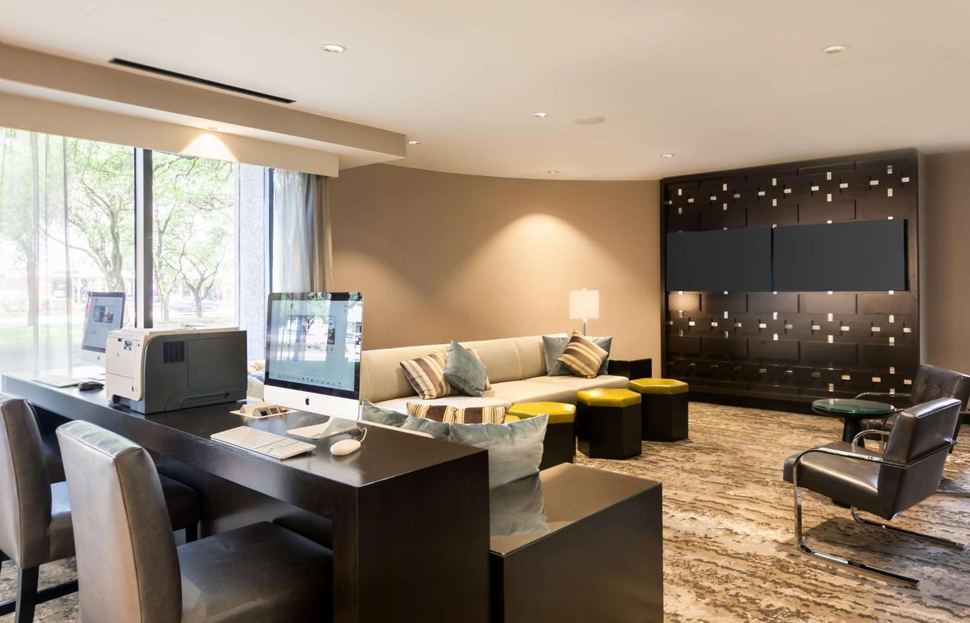 Doubletree By Hilton Hotel & Suites Houston By The Galleria Екстер'єр фото
