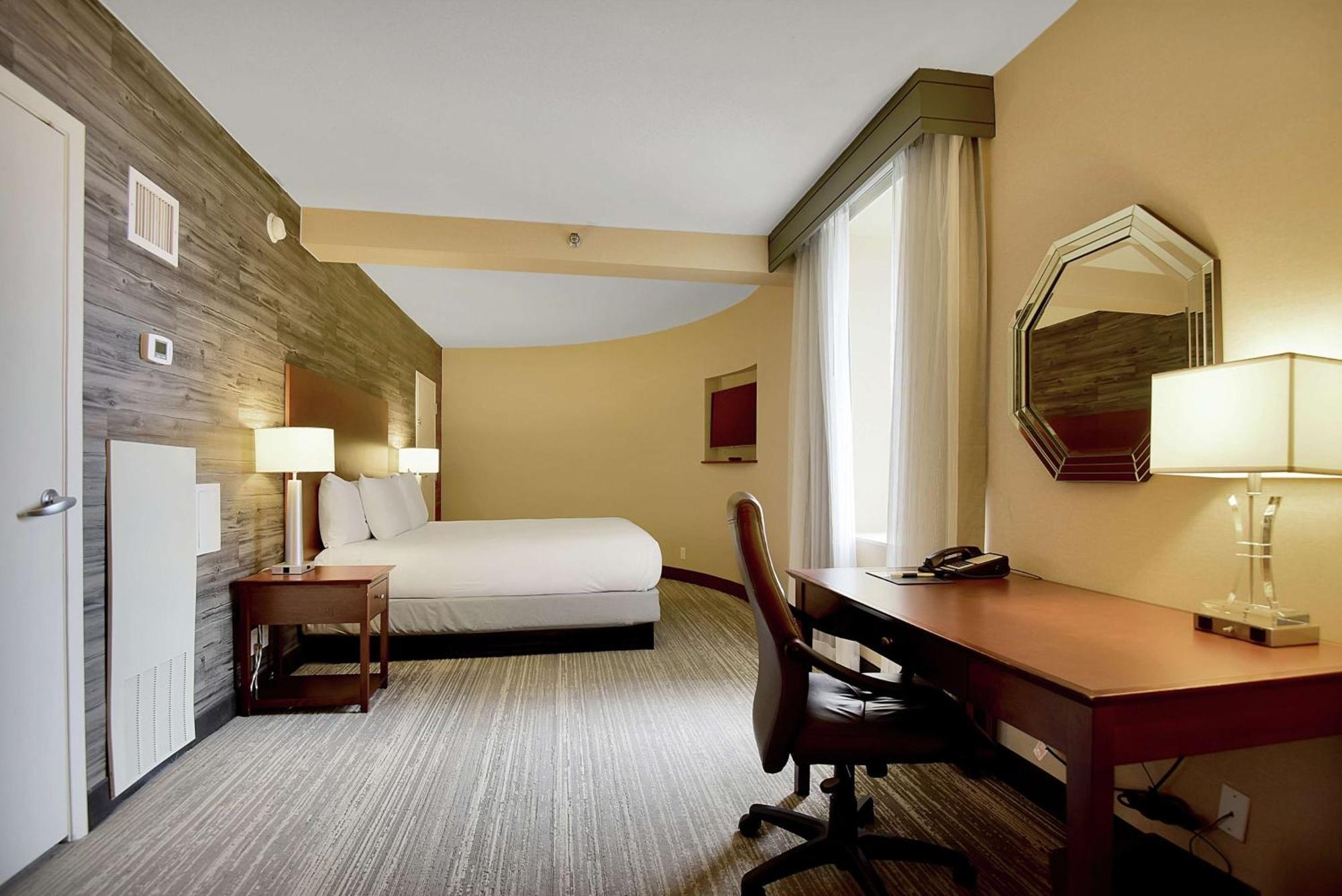 Doubletree By Hilton Hotel & Suites Houston By The Galleria Екстер'єр фото