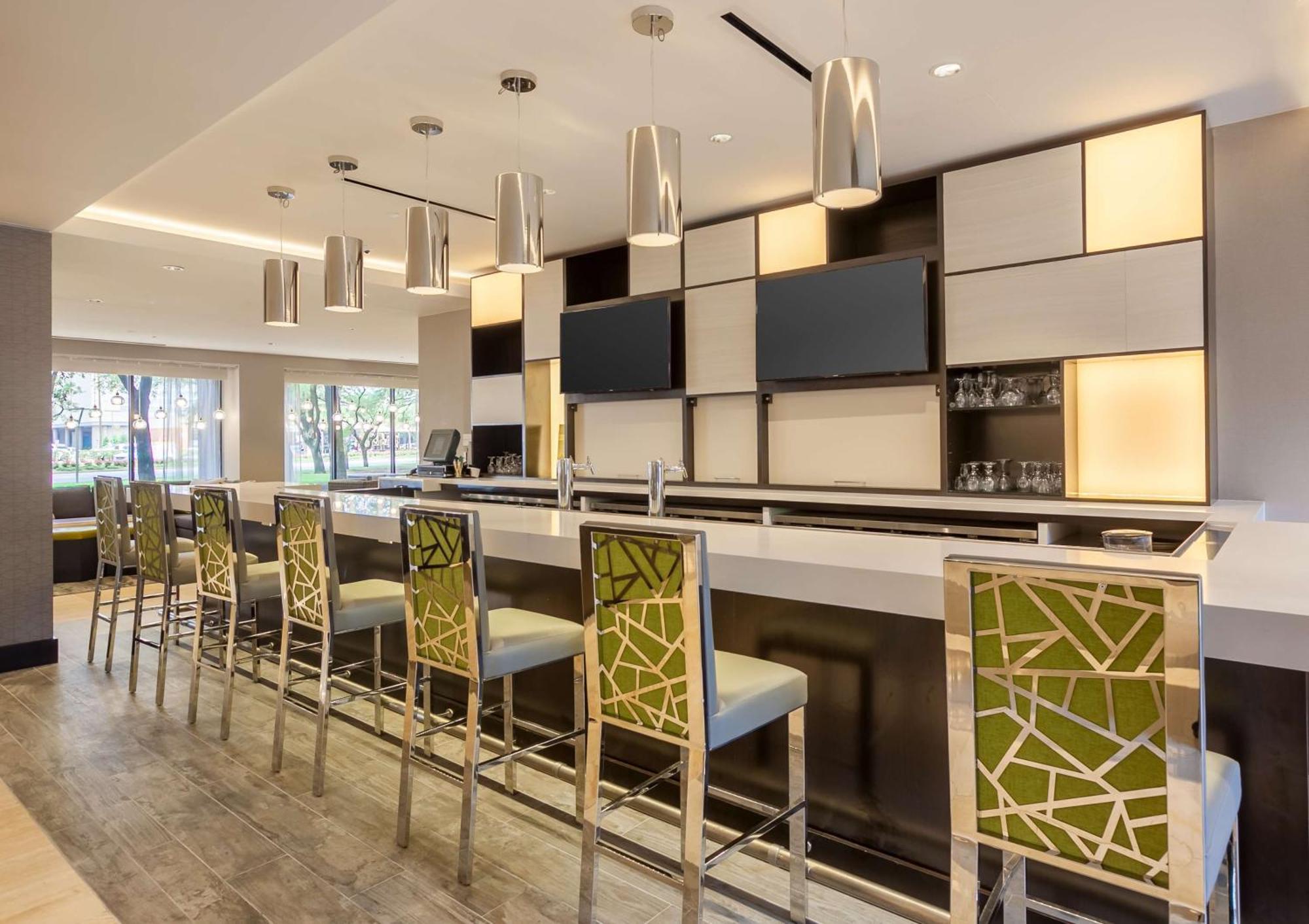 Doubletree By Hilton Hotel & Suites Houston By The Galleria Екстер'єр фото
