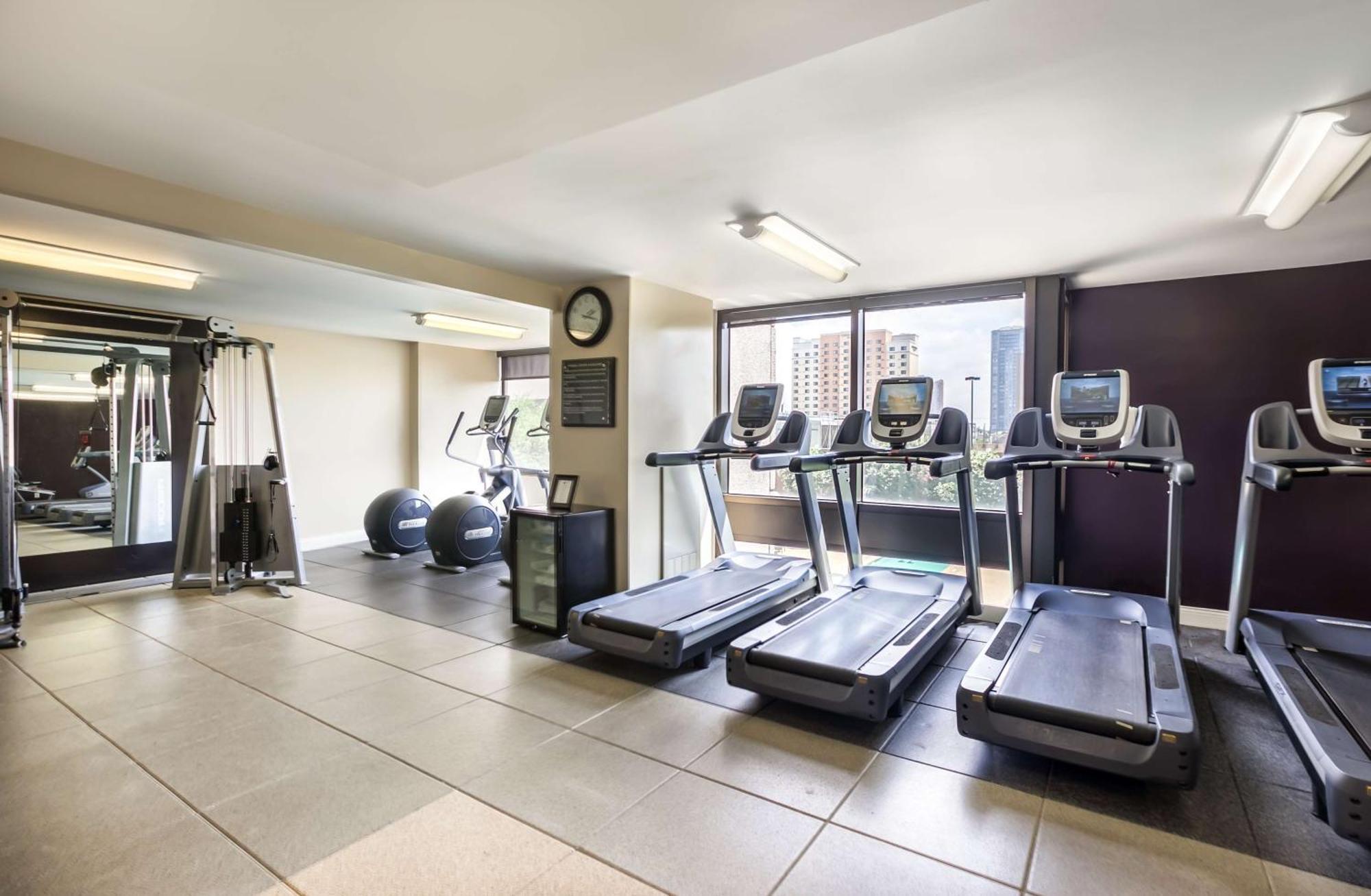 Doubletree By Hilton Hotel & Suites Houston By The Galleria Екстер'єр фото