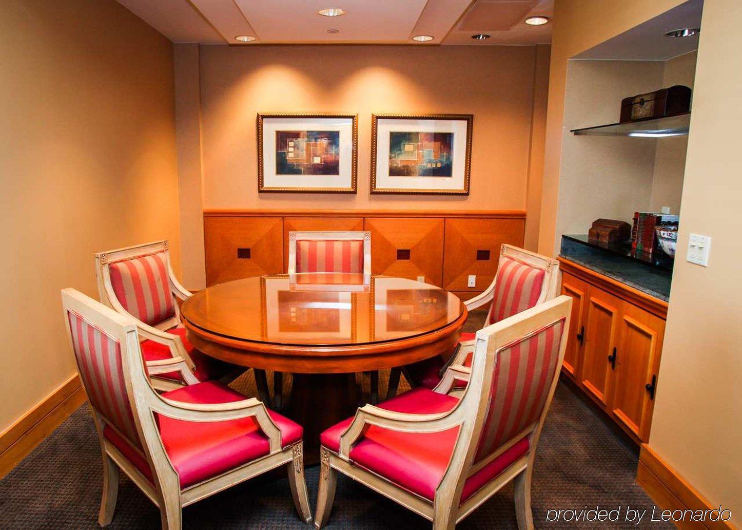 Doubletree By Hilton Hotel & Suites Houston By The Galleria Екстер'єр фото