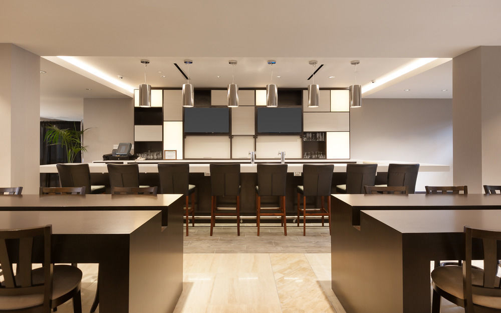 Doubletree By Hilton Hotel & Suites Houston By The Galleria Екстер'єр фото