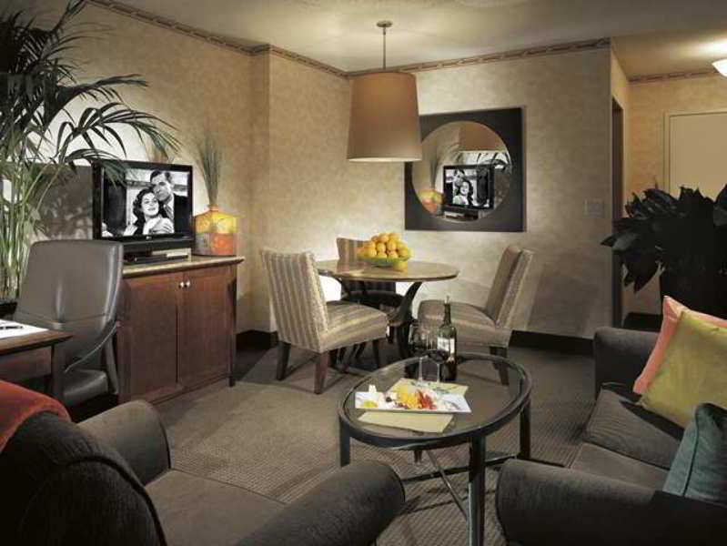 Doubletree By Hilton Hotel & Suites Houston By The Galleria Екстер'єр фото